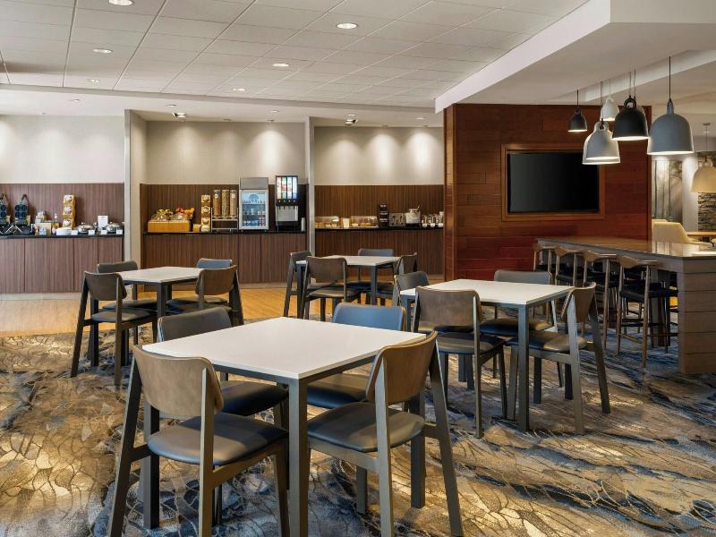 Fairfield Inn & Suites Indianapolis Fishers image