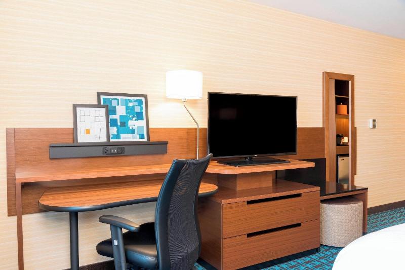 Fairfield Inn & Suites Indianapolis Fishers image