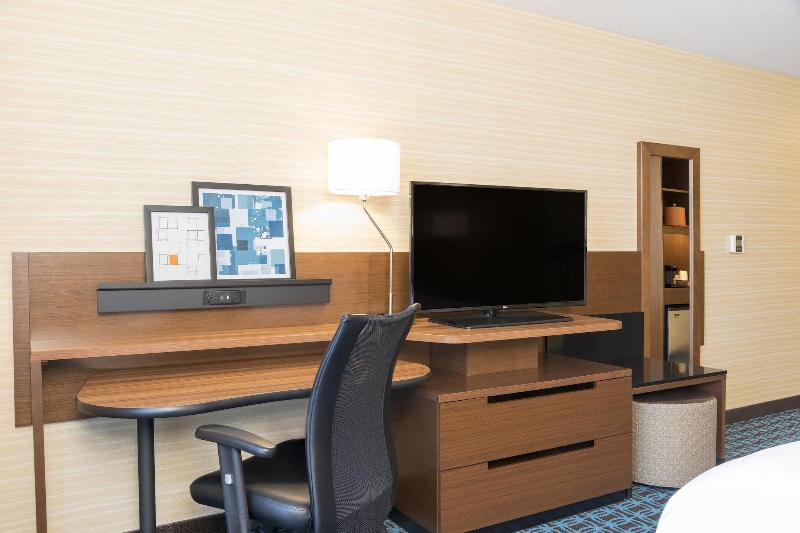 Fairfield Inn & Suites Indianapolis Fishers image