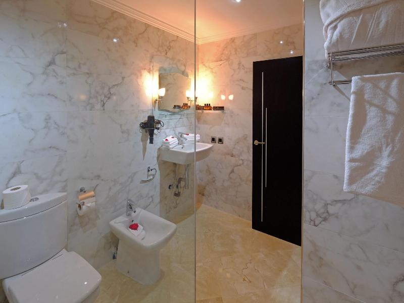 Appart Hotel Mouna image