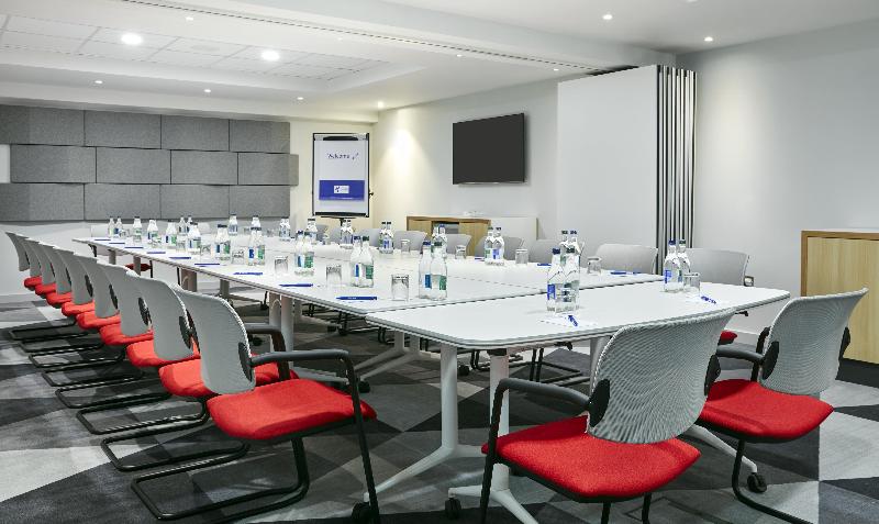 Holiday Inn Express Dublin City Centre image