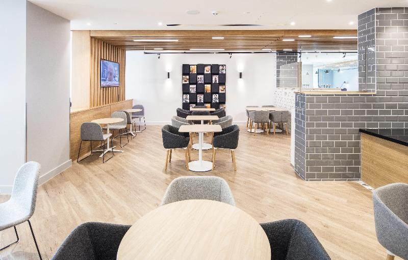Holiday Inn Express Dublin City Centre image