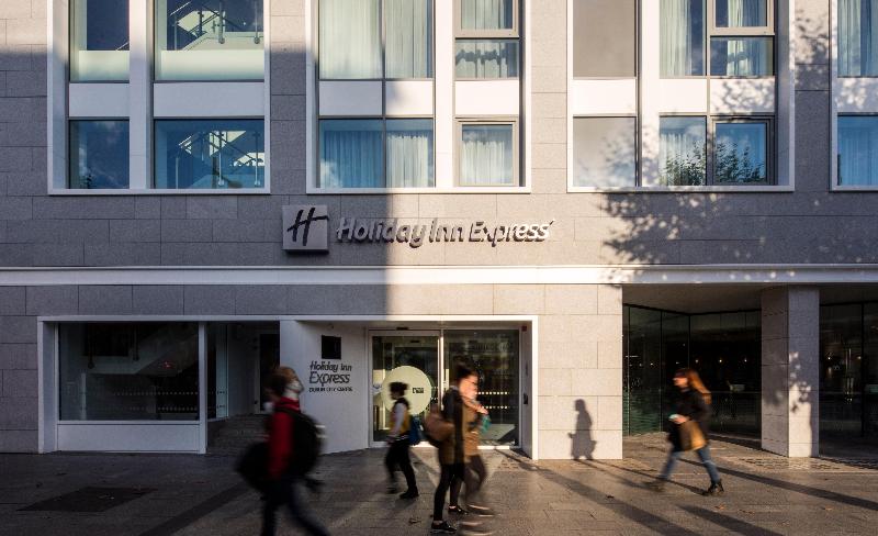 Holiday Inn Express Dublin City Centre image