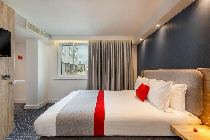 Holiday Inn Express Dublin City Centre image