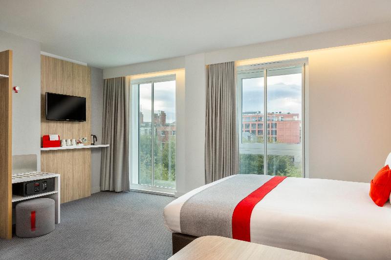Holiday Inn Express Dublin City Centre image