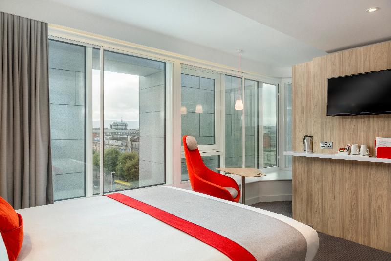 Holiday Inn Express Dublin City Centre image