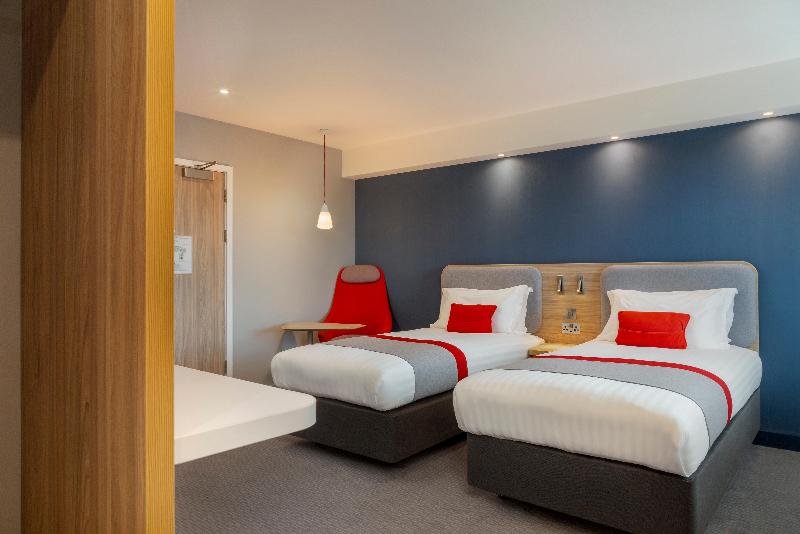Holiday Inn Express Dublin City Centre image