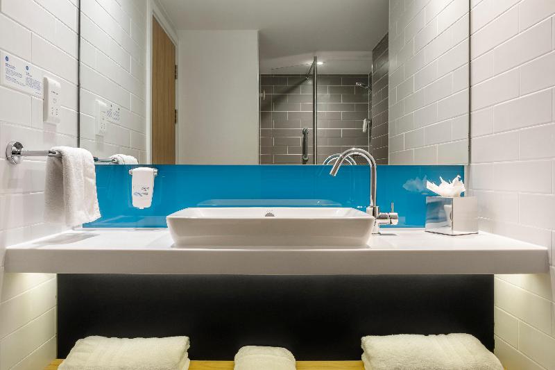 Holiday Inn Express Dublin City Centre image