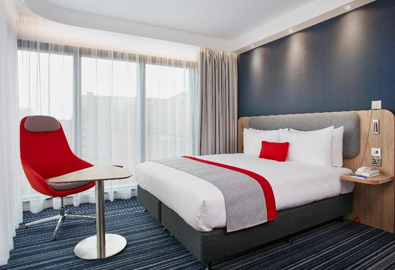 Holiday Inn Express Dublin City Centre image
