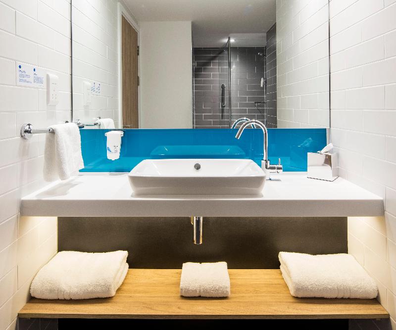 Holiday Inn Express Dublin City Centre image