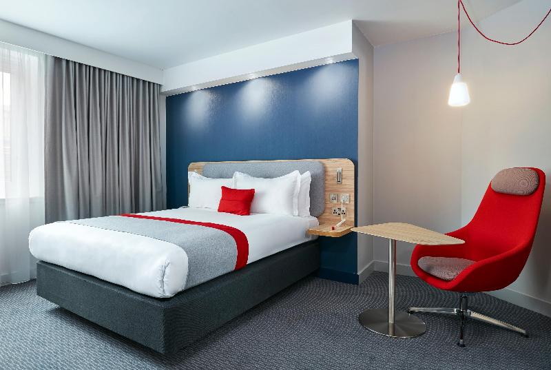 Holiday Inn Express Dublin City Centre image