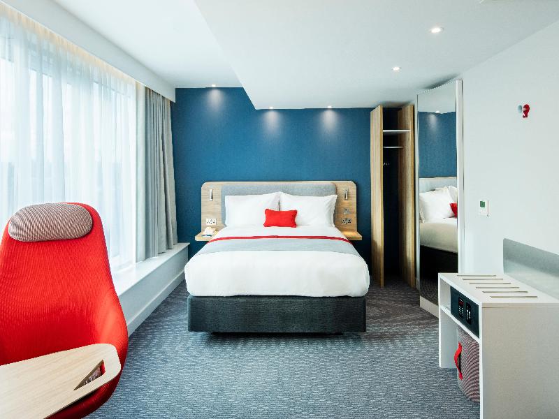 Holiday Inn Express Dublin City Centre image