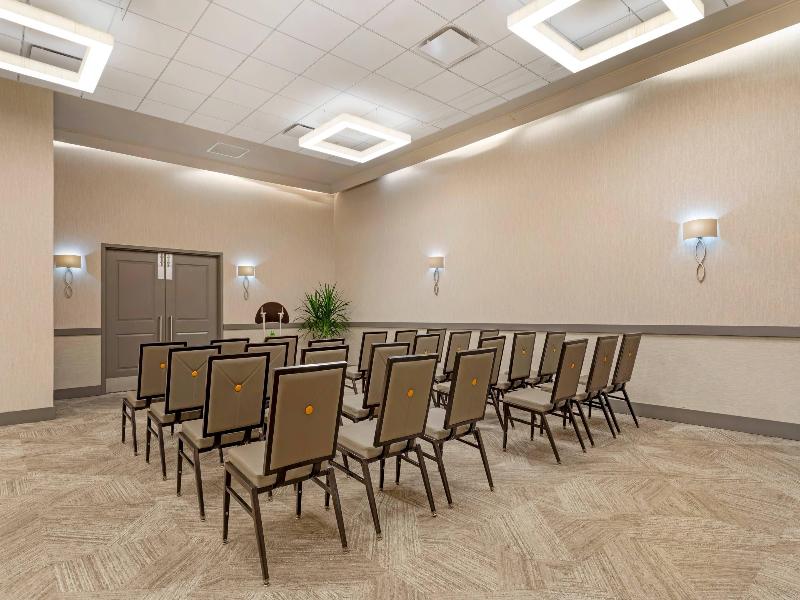Cambria Hotel Philadelphia Downtown Center City image