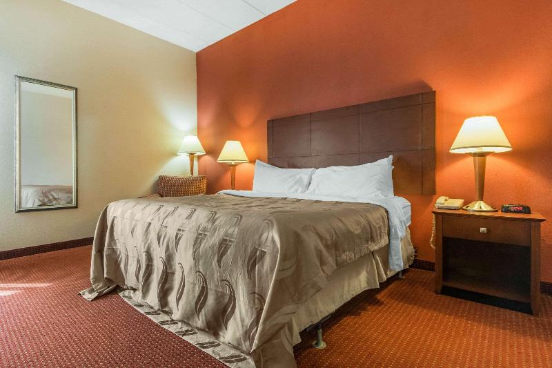 Quality Inn & Suites Lawrenceburgh Area