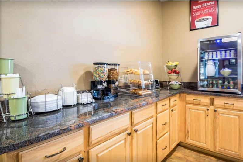 Quality Inn Redgranite image