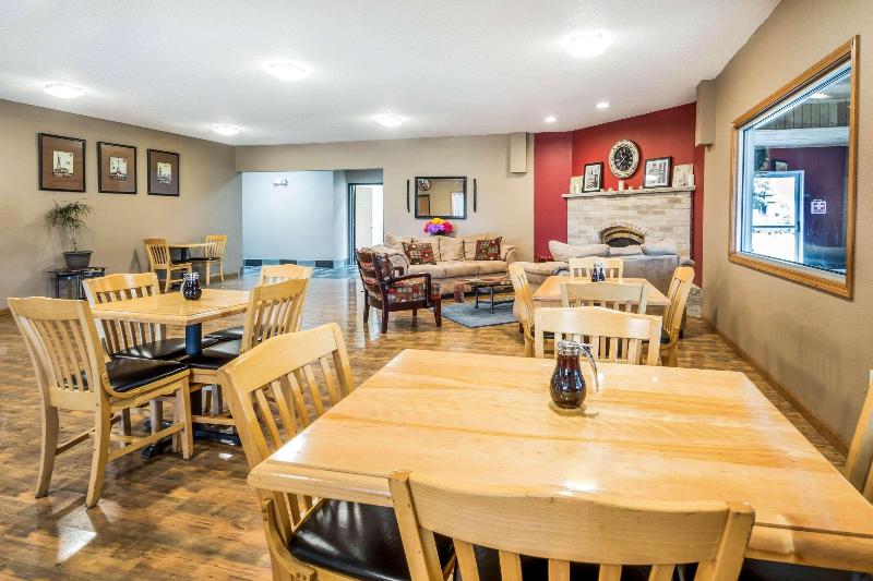 Quality Inn Redgranite image