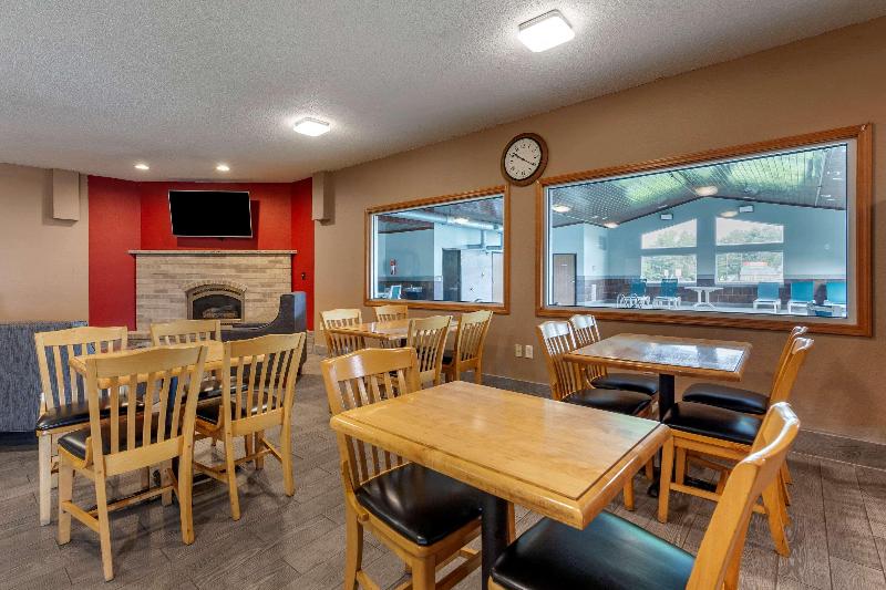Quality Inn Redgranite image