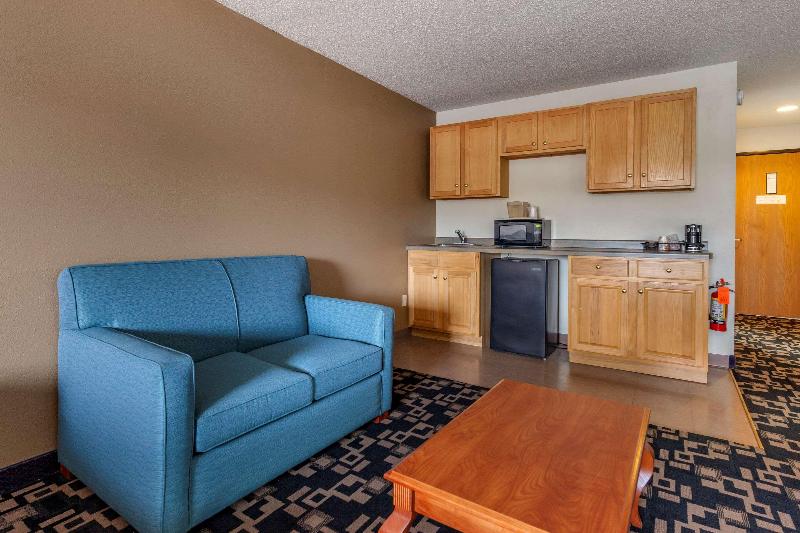 Quality Inn Redgranite image