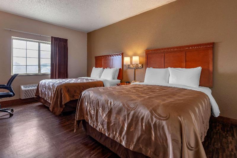 Quality Inn Redgranite image