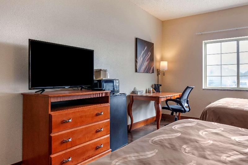 Quality Inn Redgranite image