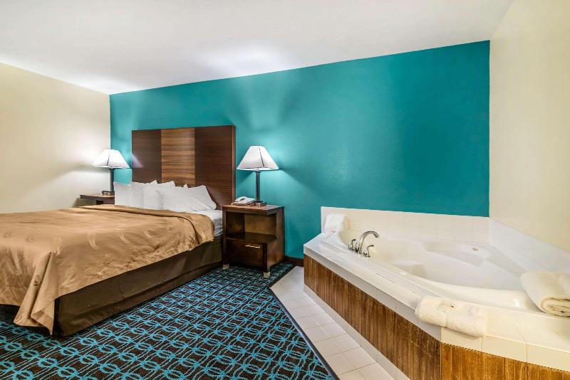 Quality Inn Loudon-Concord image