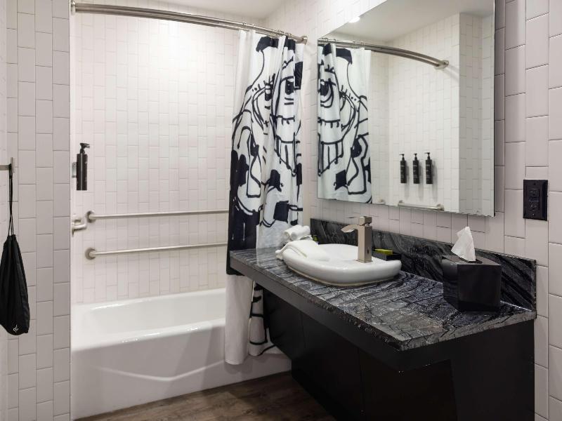 Lorenzo Hotel Dallas Tapestry Collection by Hilton image