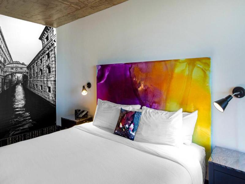 Lorenzo Hotel Dallas Tapestry Collection by Hilton image