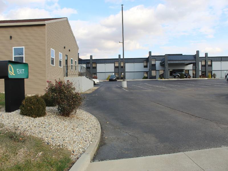 Suites Muncie I-69 image