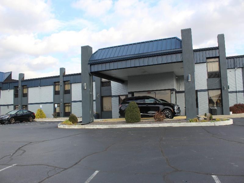 Suites Muncie I-69 image