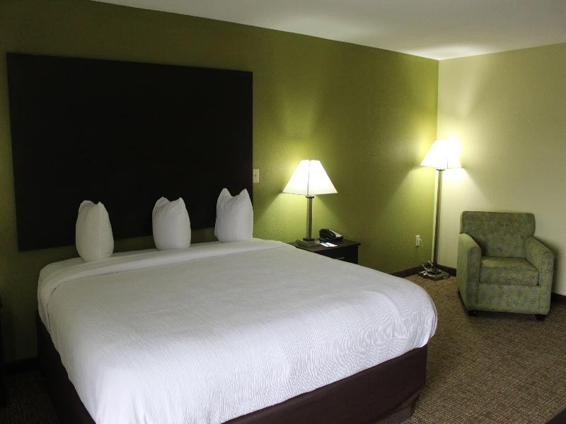Suites Muncie I-69 image