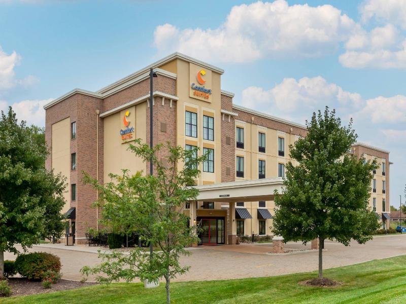 Comfort Suites Hartville-North Canton image