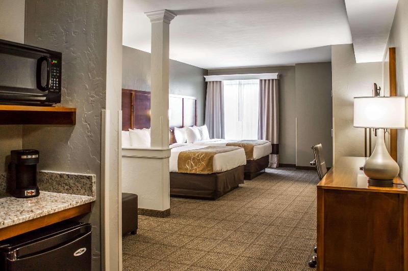 Comfort Suites Hartville-North Canton image