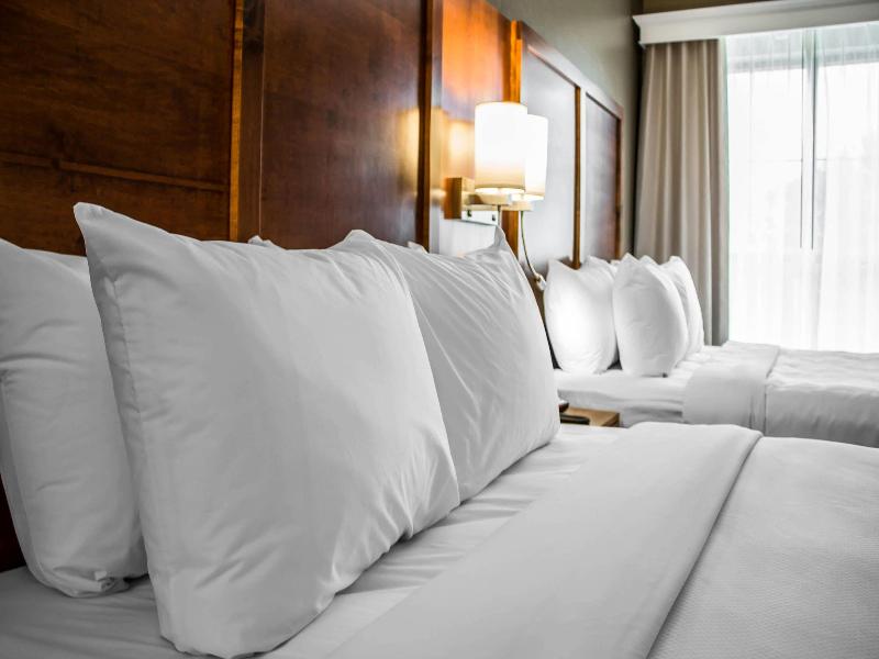 Comfort Suites Hartville-North Canton image