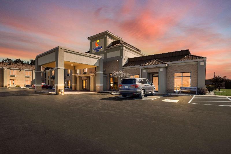 Comfort Inn Huntington Near University image