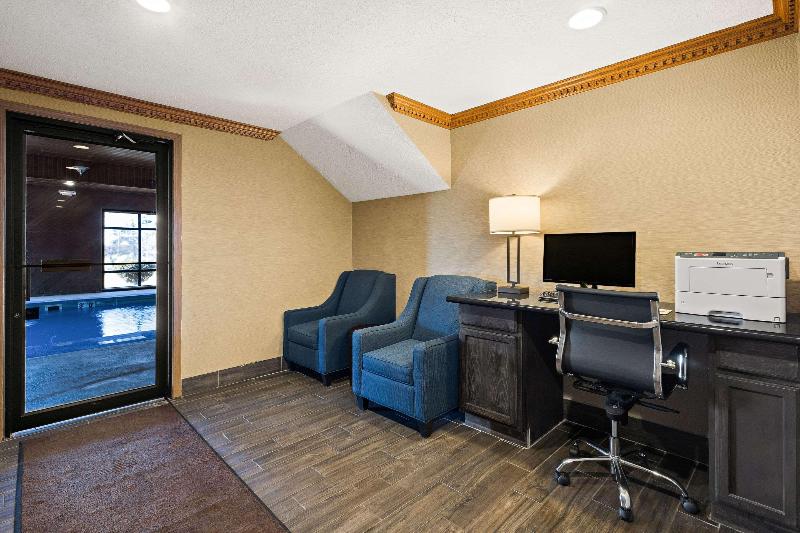 Comfort Inn Huntington Near University image