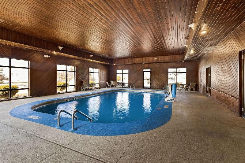Comfort Inn Huntington Near University image