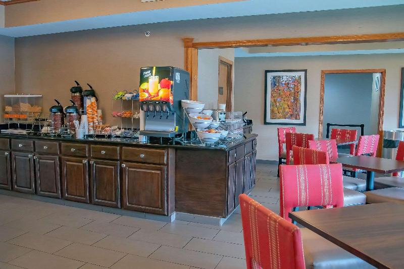 Comfort Inn Huntington Near University image