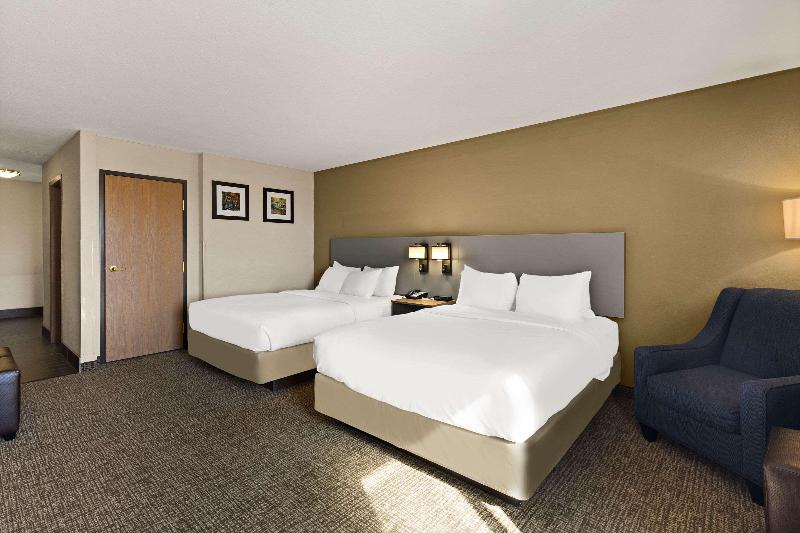Comfort Inn Huntington Near University image