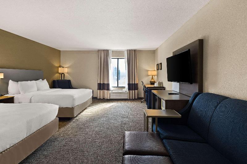 Comfort Inn Huntington Near University image