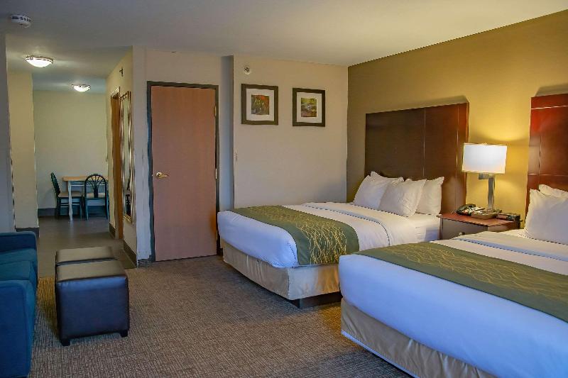 Comfort Inn Huntington Near University image