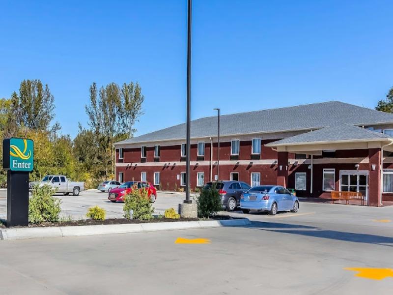 Quality Inn Pleasant View image