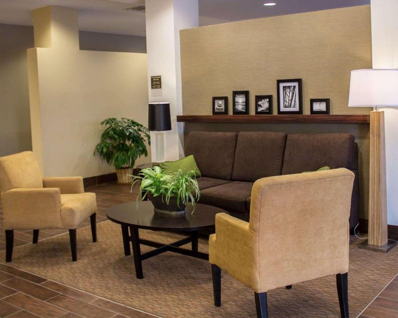Sleep Inn & Suites Moundsville image