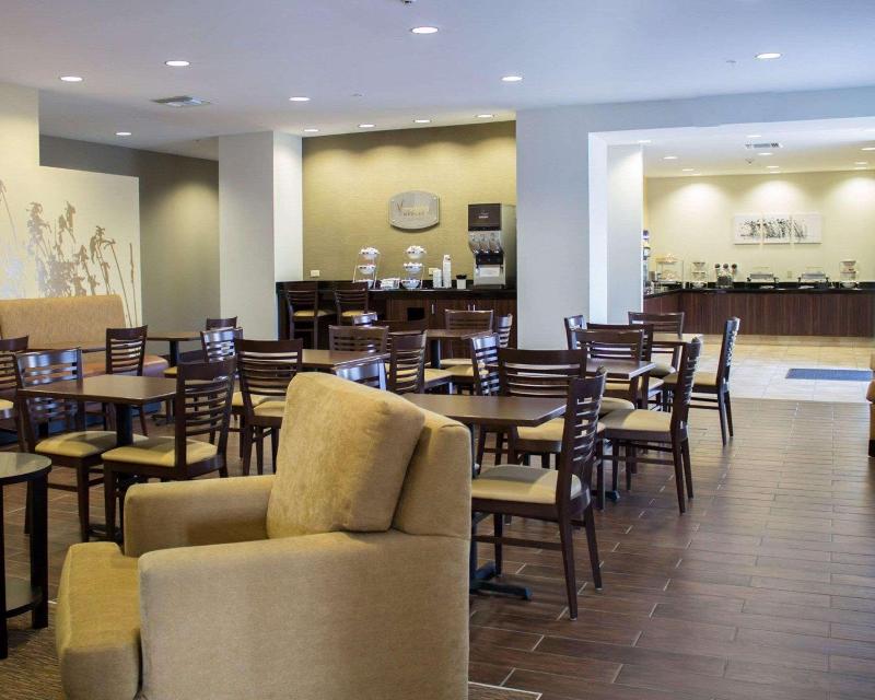 Sleep Inn & Suites Moundsville image
