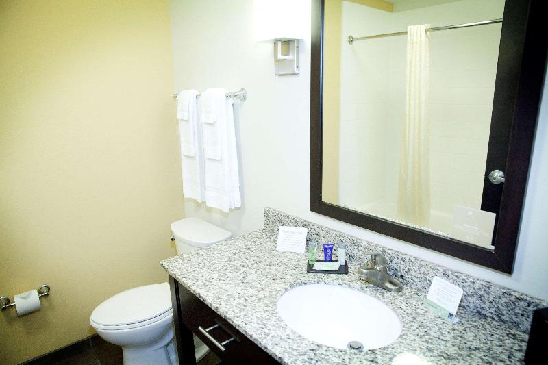 Sleep Inn & Suites Moundsville image