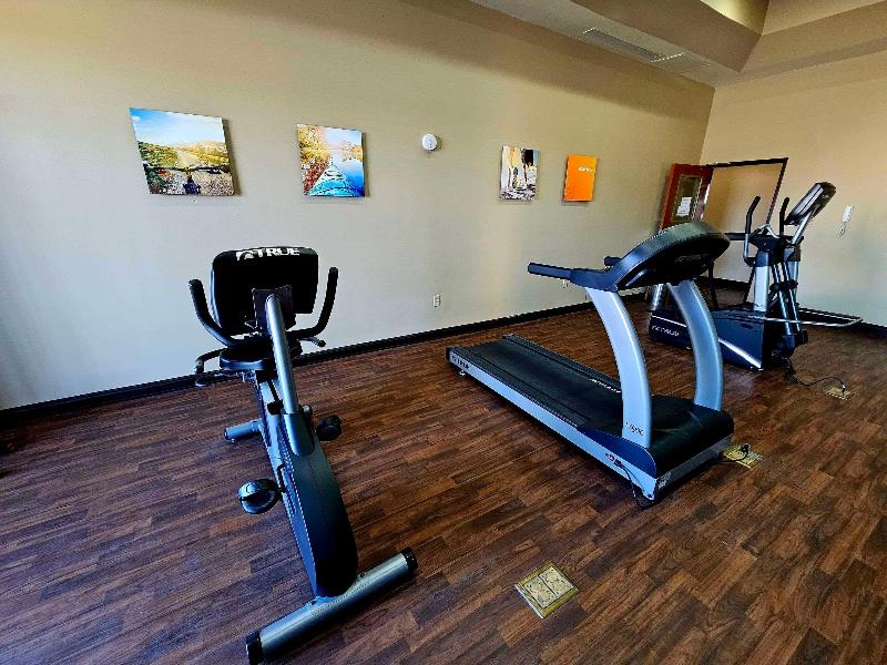 Comfort Inn & Suites Independence image