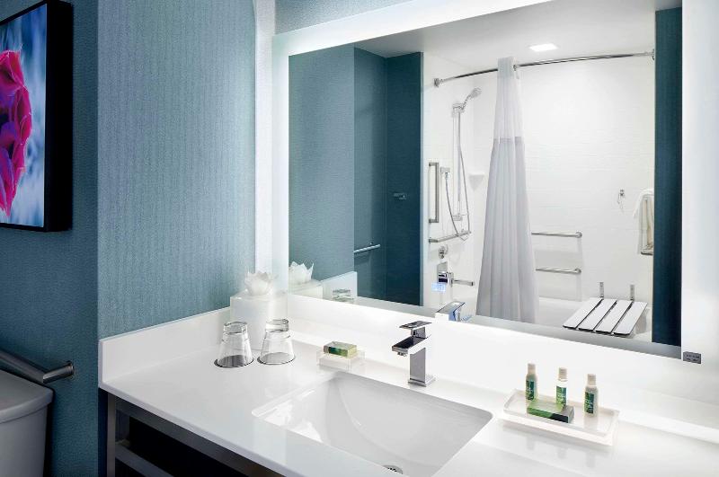 Cambria Hotel Phoenix - Chandler Fashion Center image