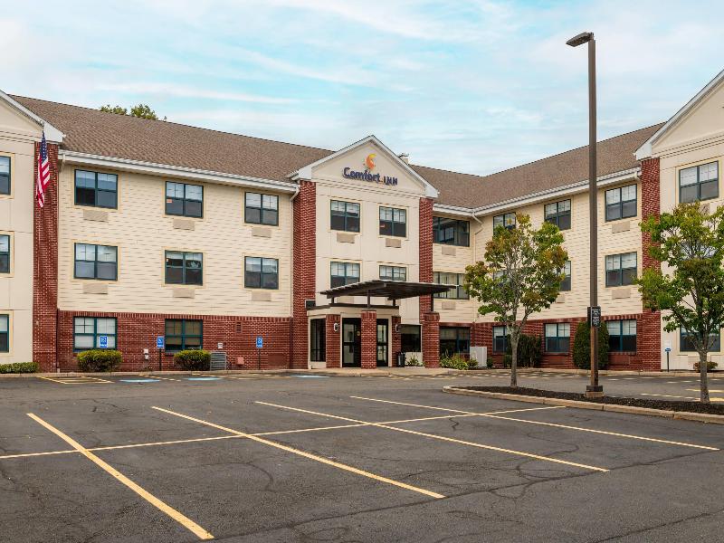 Comfort Inn Danvers- Boston image