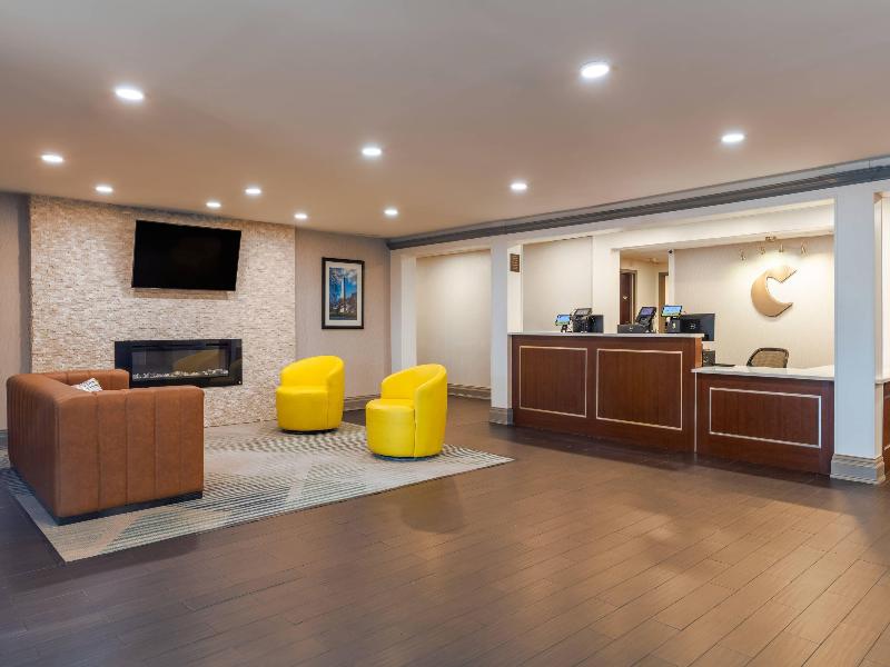 Comfort Inn Danvers- Boston image