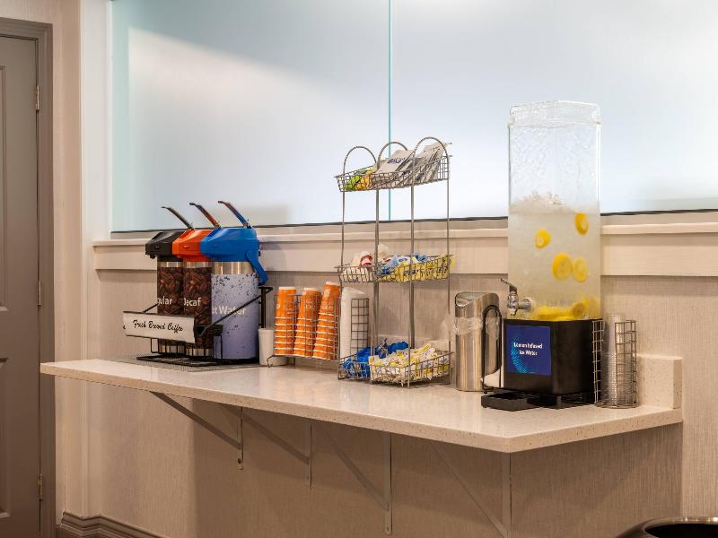 Comfort Inn Danvers- Boston image