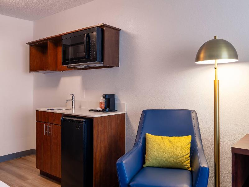 Comfort Inn Danvers- Boston image